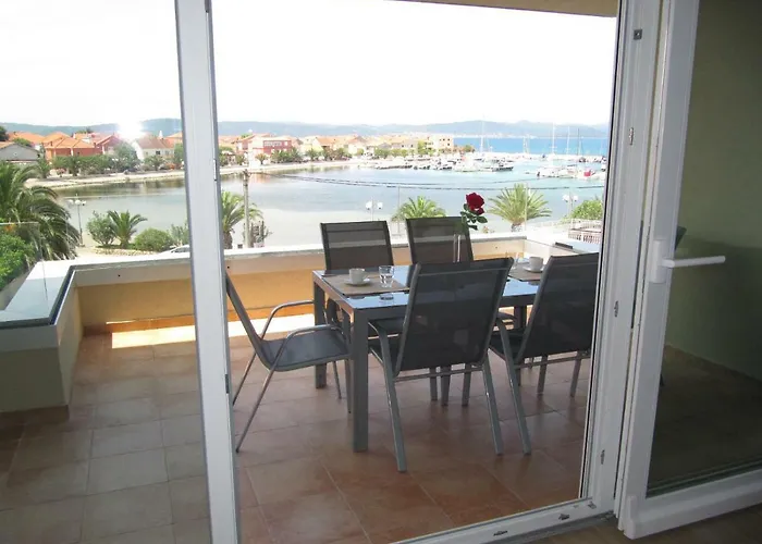 Luxury Apartments Sikiric With Fantastic View On The Sea
