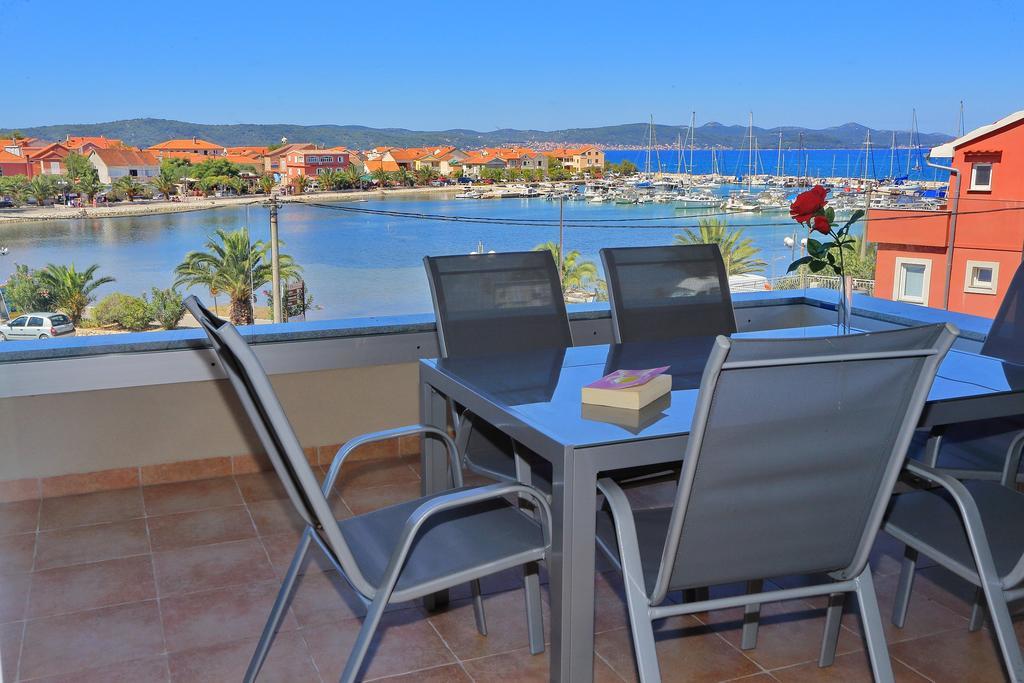 Luxury Apartments Sikiric With Fantastic View On The Sea Bibinje