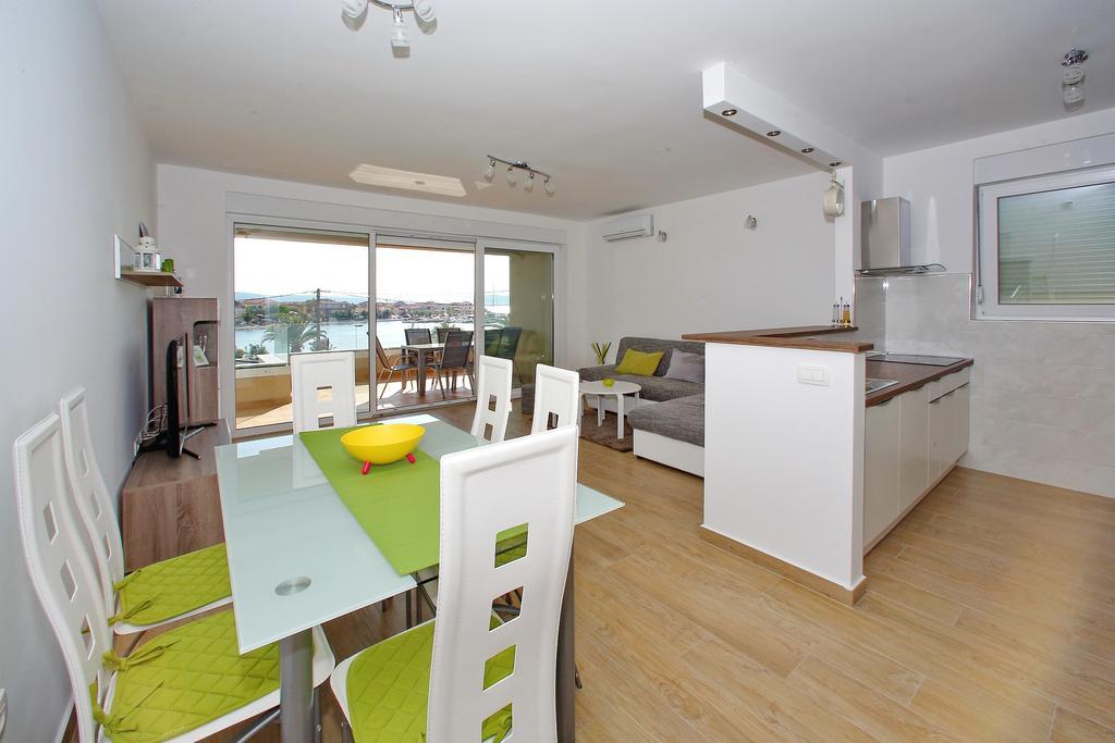 Apartment Luxury Apartments Sikiric With Fantastic View On The Sea